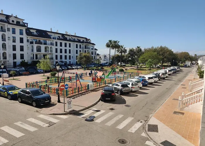 Beautiful Refurbished Apartment Duquesa Port